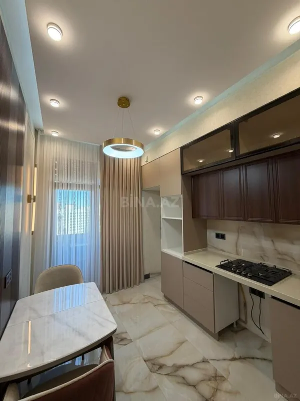 Satılır 2 otaqlı mənzil 75 m²