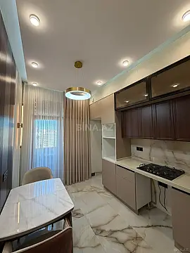 Satılır 2 otaqlı mənzil 75 m²