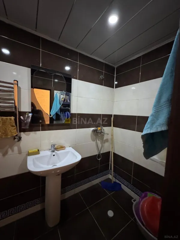 Satılır 2 otaqlı mənzil 65 m²