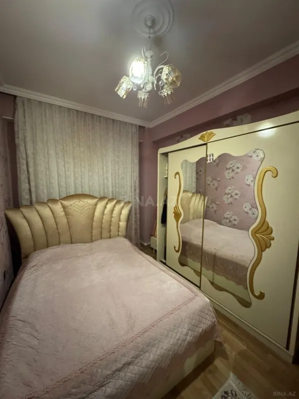 Satılır 2 otaqlı mənzil 65 m²