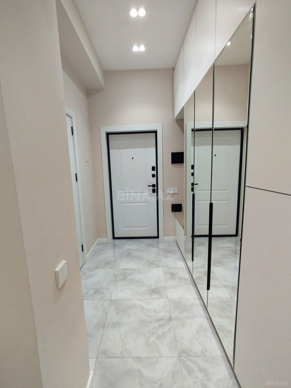 Kirayə verilir 2 otaqlı mənzil 40 m²