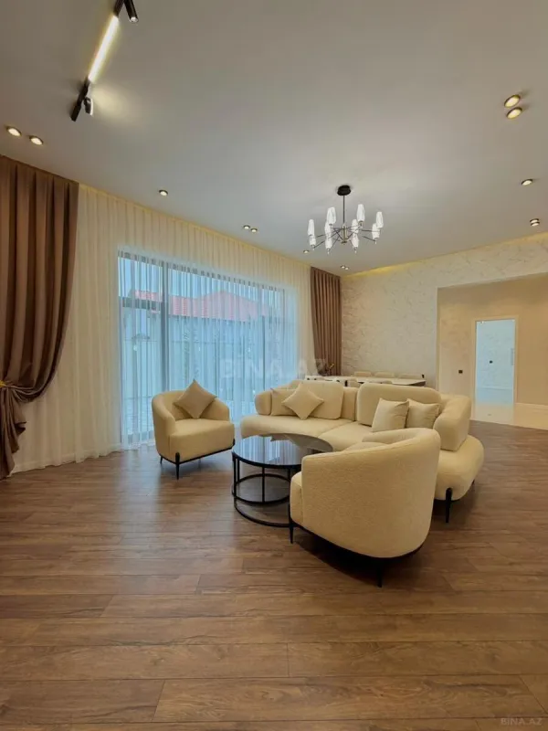 Satılır 4 otaqlı həyət evi 200 m²
