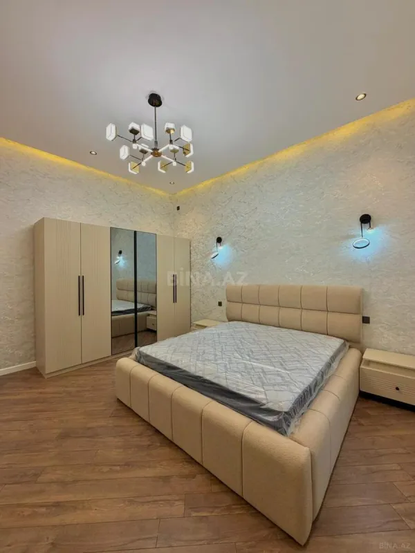 Satılır 4 otaqlı həyət evi 200 m²