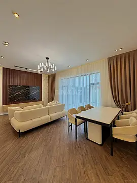 Satılır 4 otaqlı həyət evi 200 m²