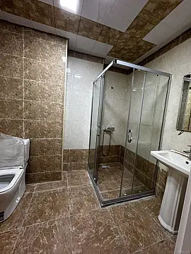 Satılır 2 otaqlı mənzil 76 m²