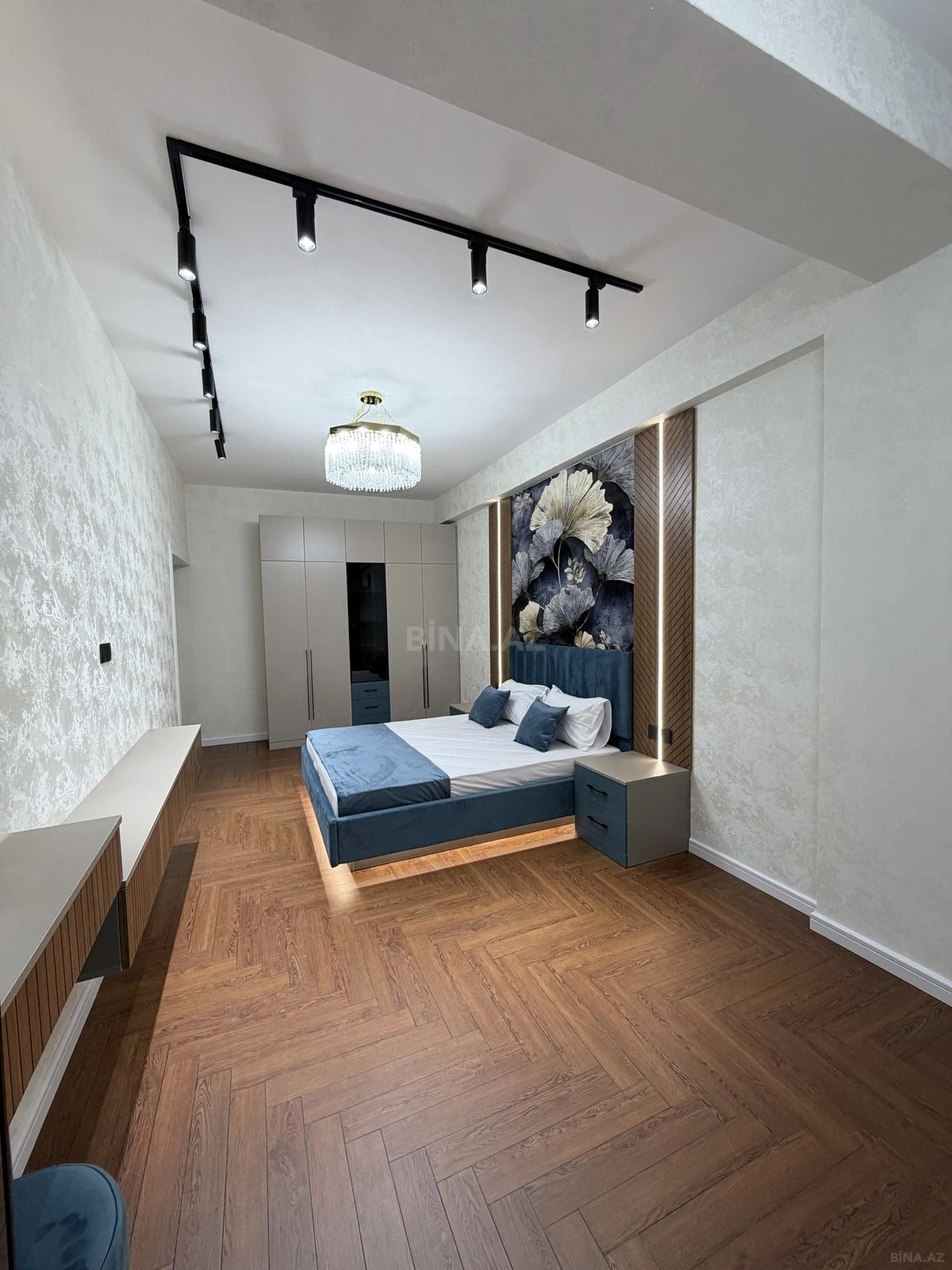 Satılır 3 otaqlı mənzil 96 m²