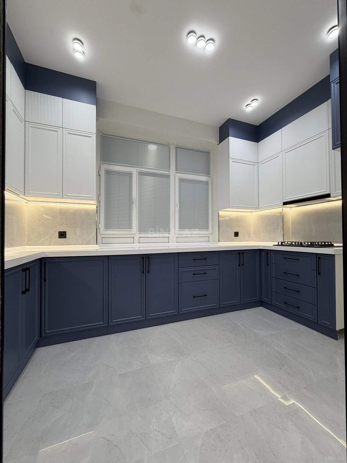 Satılır 3 otaqlı mənzil 96 m²