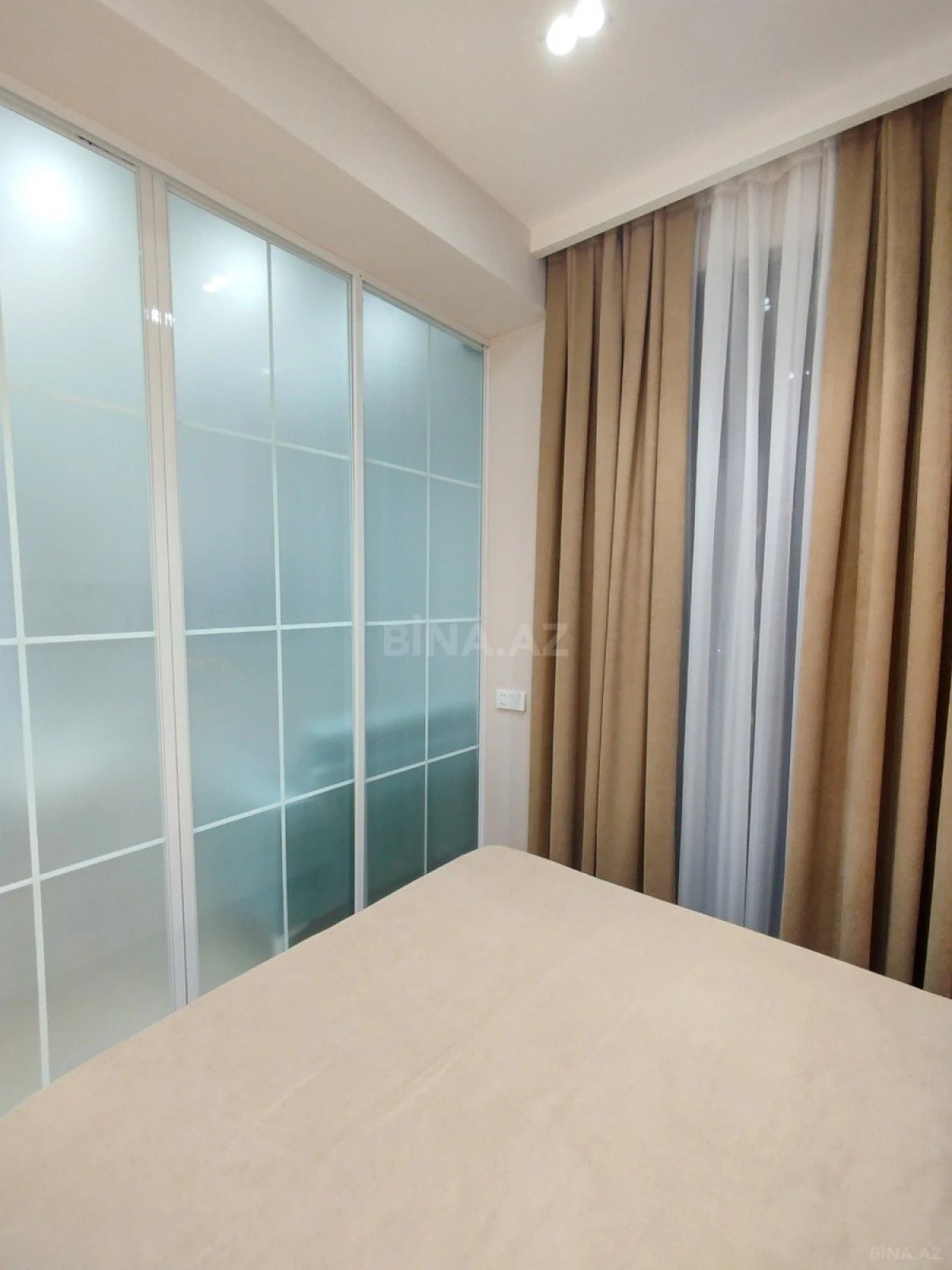 Kirayə verilir 2 otaqlı mənzil 40 m²