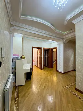 Satılır 3 otaqlı mənzil 100 m²