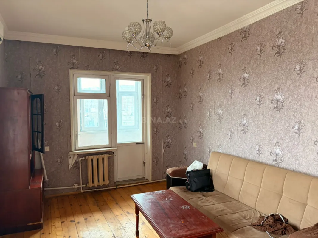Satılır 2 otaqlı mənzil 65 m²