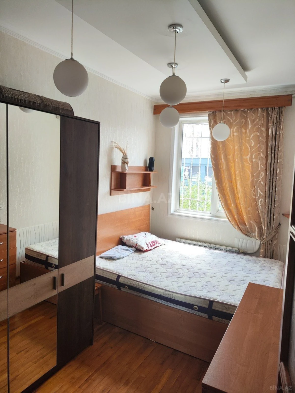 Kirayə verilir 2 otaqlı mənzil 56 m²