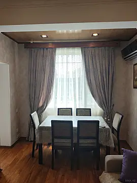 Kirayə verilir 2 otaqlı mənzil 56 m²
