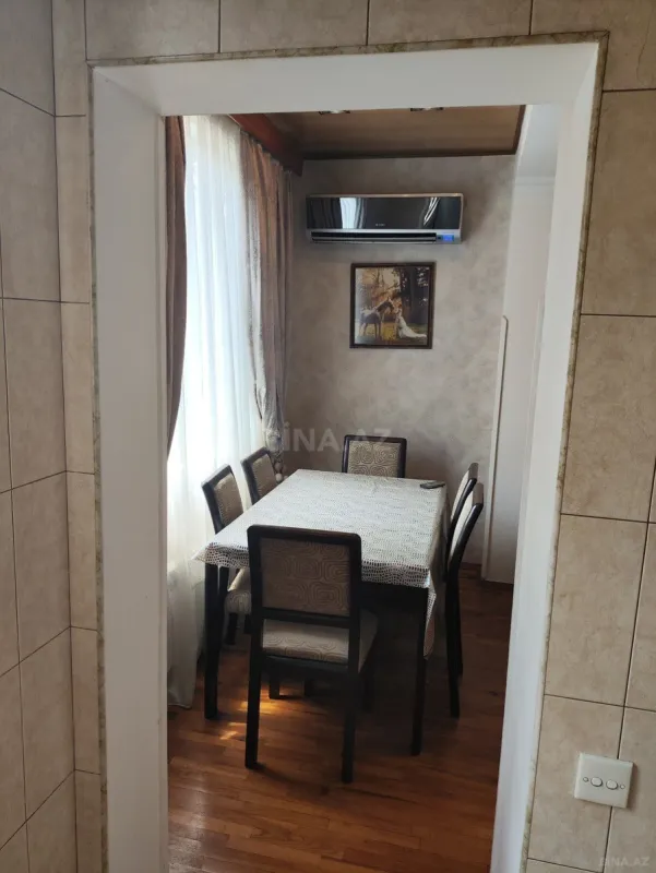 Kirayə verilir 2 otaqlı mənzil 56 m²