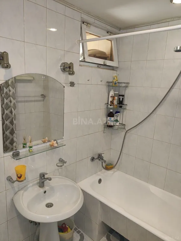 Kirayə verilir 2 otaqlı mənzil 56 m²