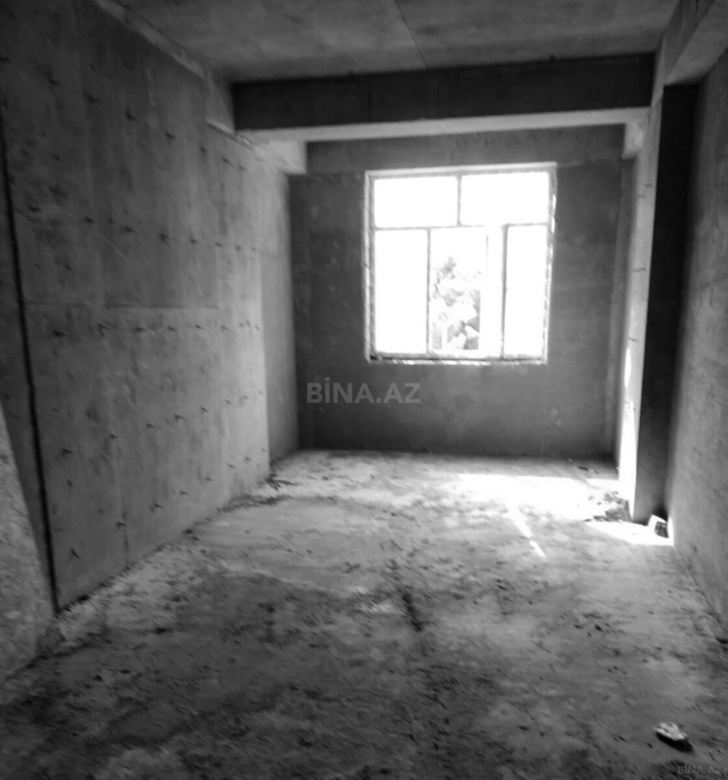 Satılır 3 otaqlı mənzil 135.5 m²