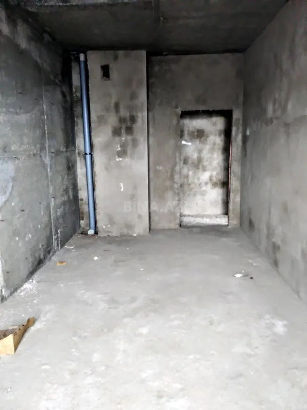Satılır 3 otaqlı mənzil 135.5 m²
