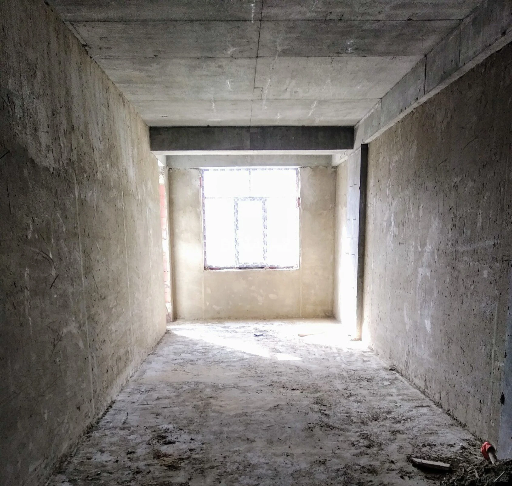 Satılır 3 otaqlı mənzil 135.5 m²