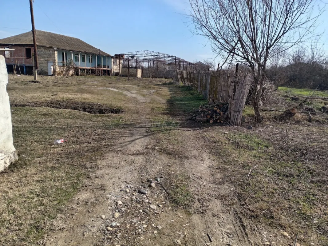 Satılır 3 otaqlı həyət evi 75 m²