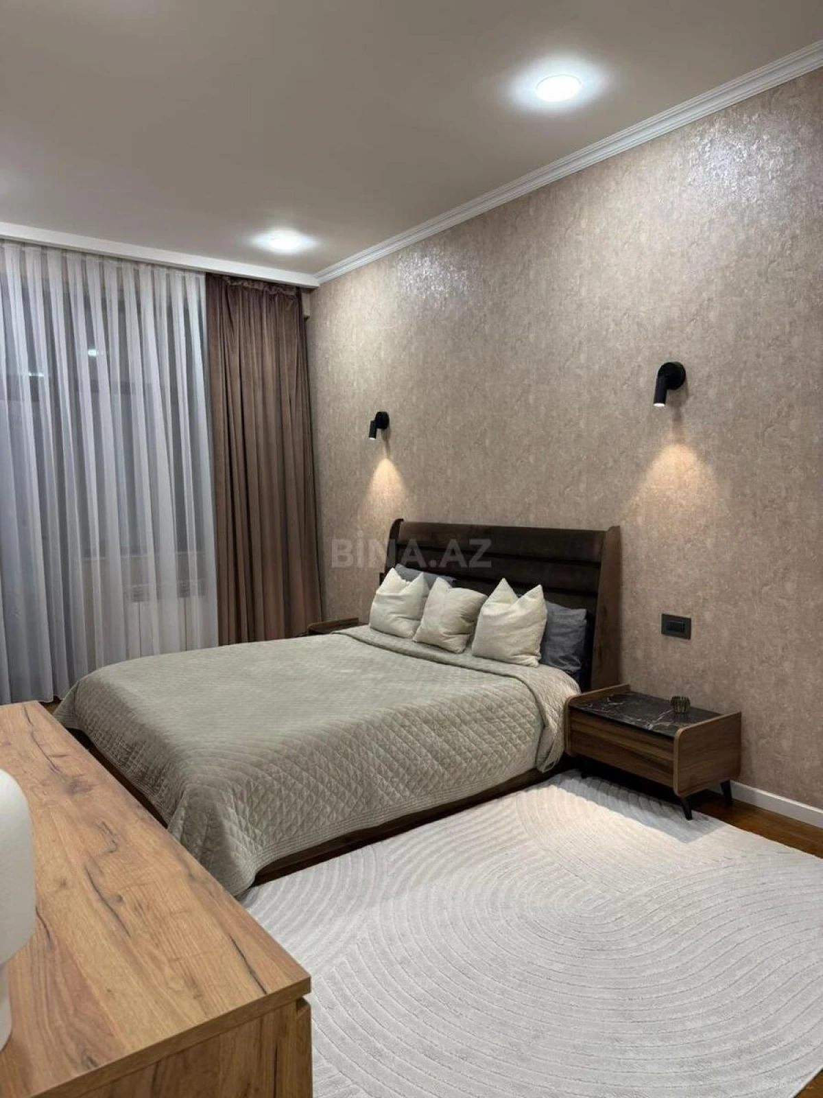 Satılır 3 otaqlı mənzil 95.5 m²