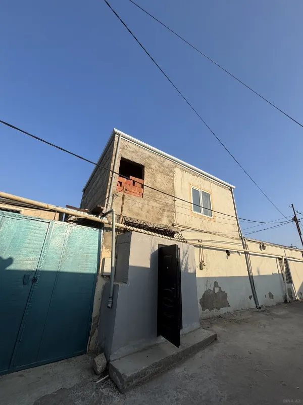 Satılır 4 otaqlı həyət evi 125 m²
