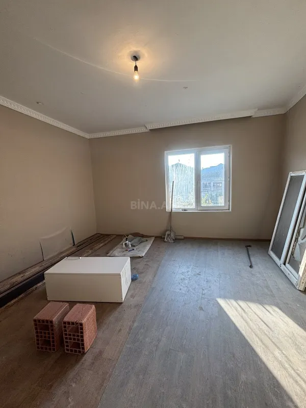 Satılır 4 otaqlı həyət evi 125 m²
