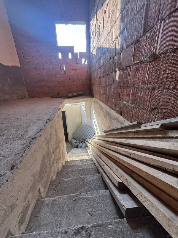 Satılır 4 otaqlı həyət evi 125 m²