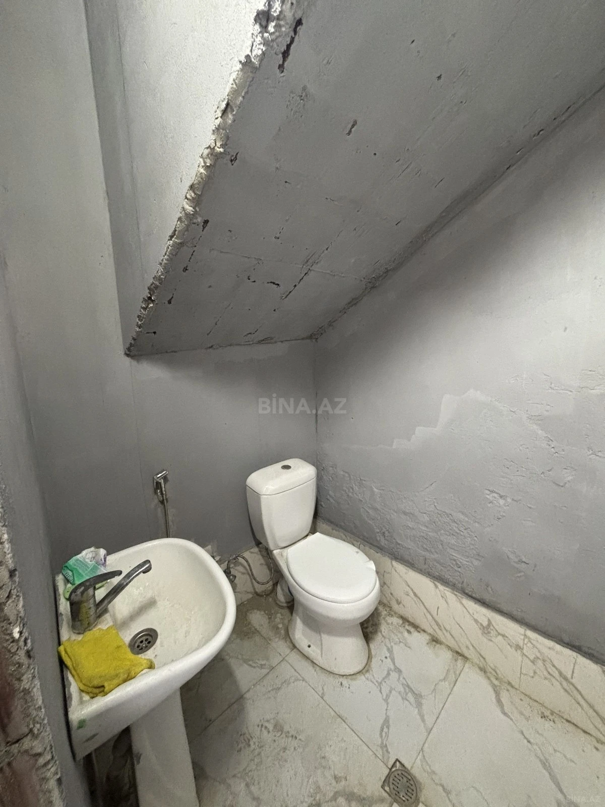 Satılır 4 otaqlı həyət evi 125 m²