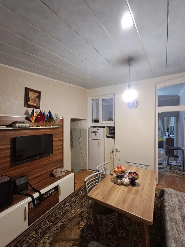 Satılır 4 otaqlı həyət evi 41 m²