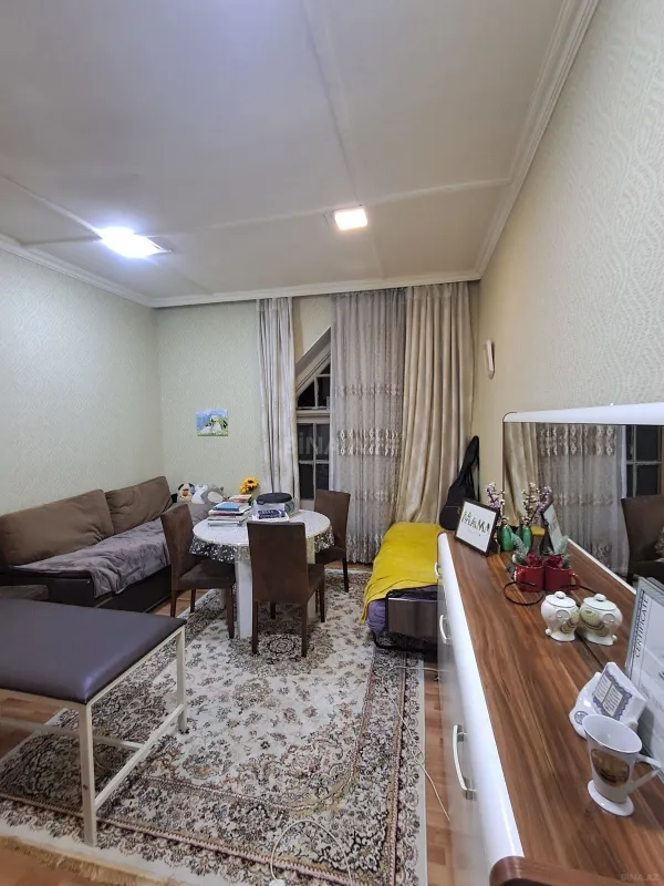 Satılır 4 otaqlı həyət evi 41 m²