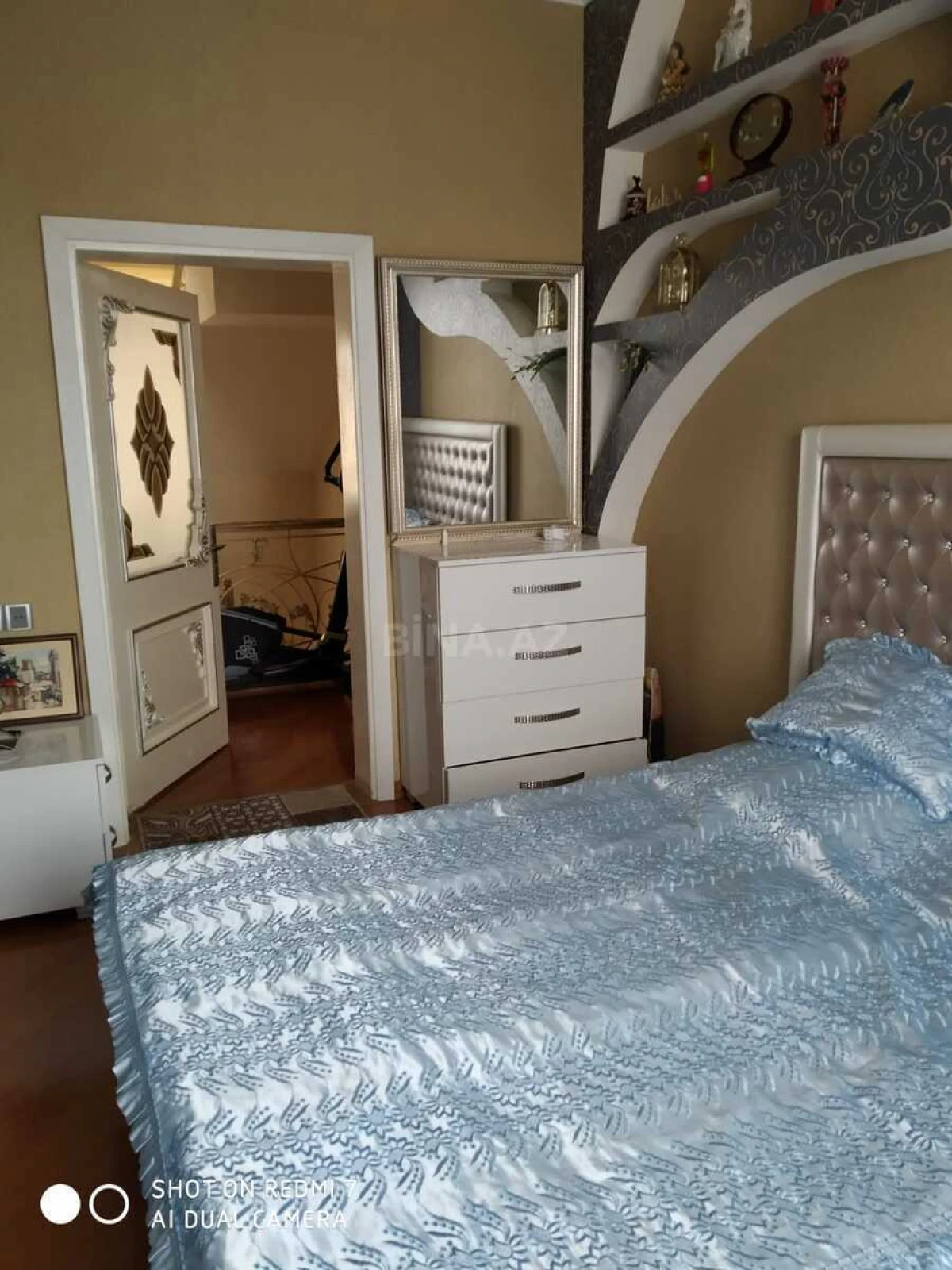 Satılır 7 otaqlı həyət evi 282 m²