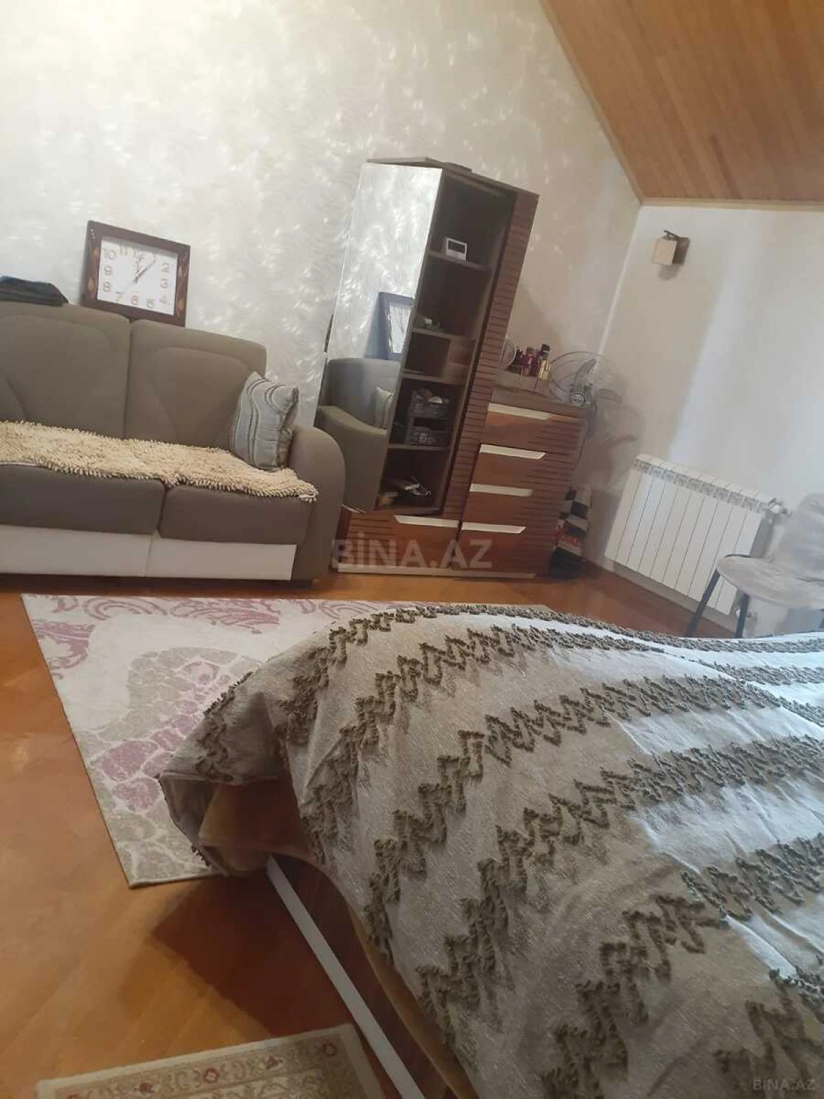 Satılır 7 otaqlı həyət evi 282 m²
