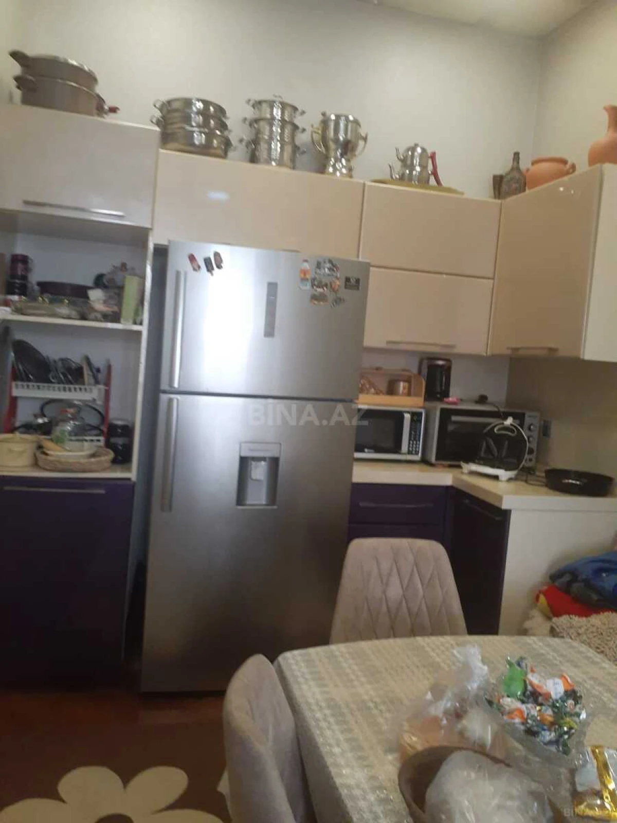 Satılır 7 otaqlı həyət evi 282 m²