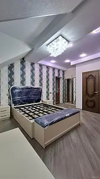 Satılır 4 otaqlı mənzil 146 m²