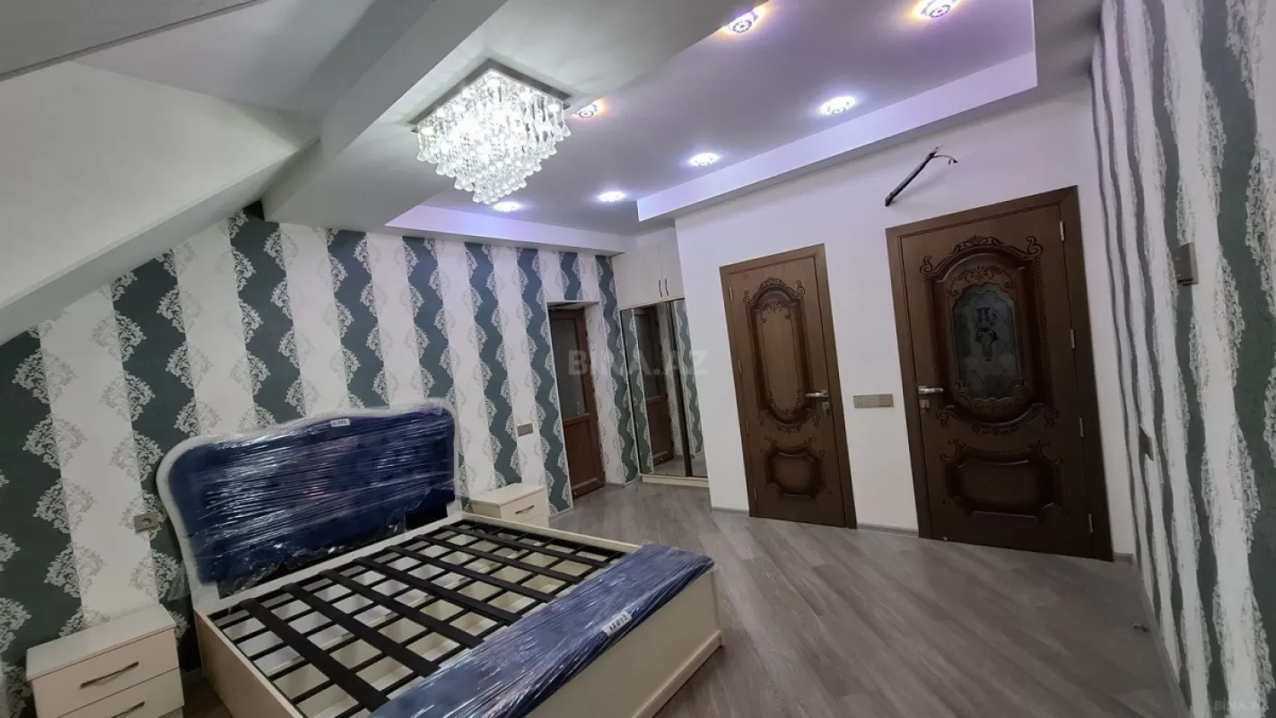 Satılır 4 otaqlı mənzil 146 m²