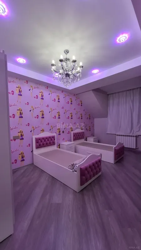 Satılır 4 otaqlı mənzil 146 m²