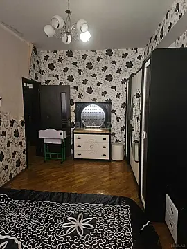 Satılır 2 otaqlı mənzil 86 m²