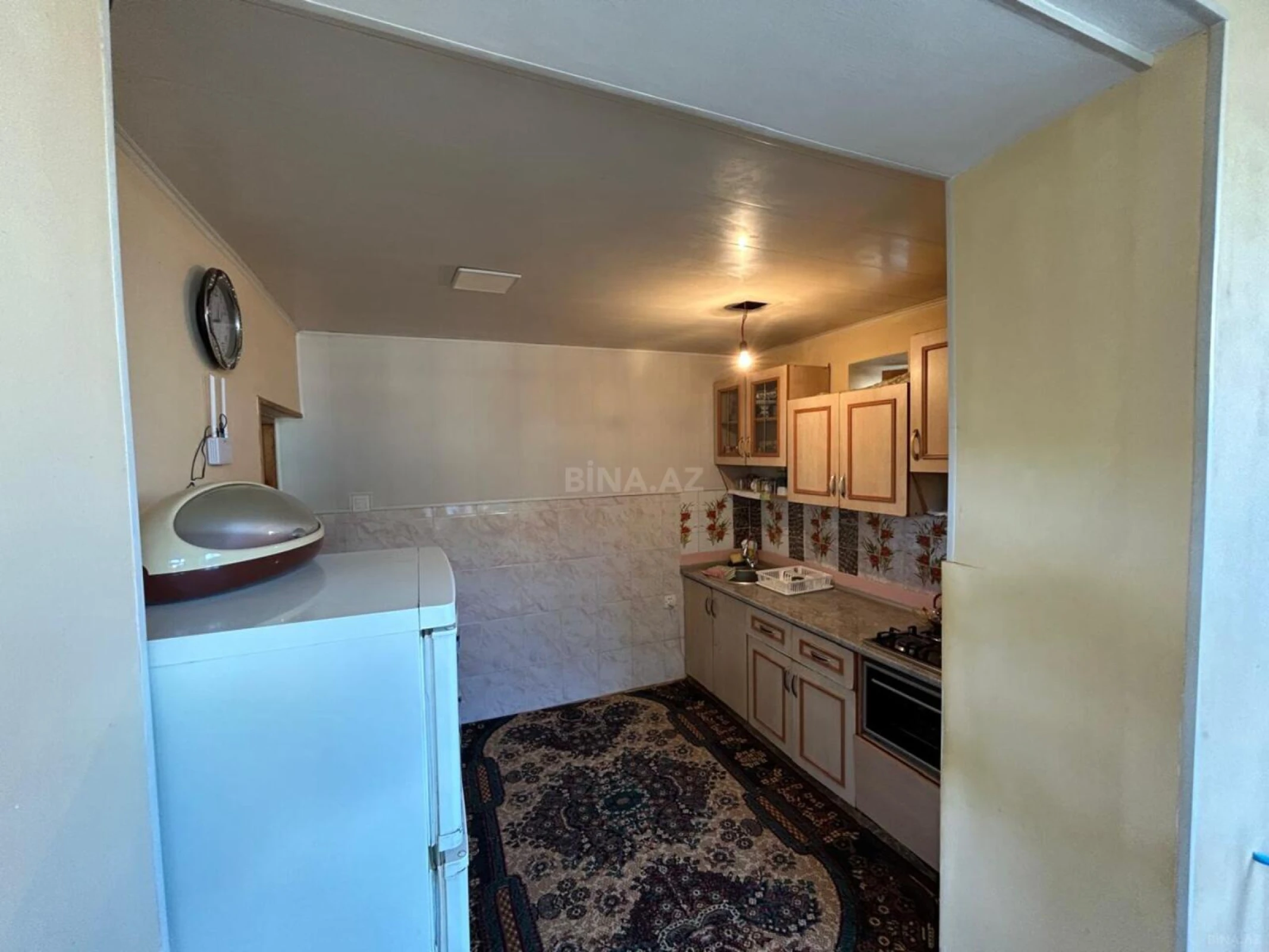 Satılır 5 otaqlı həyət evi 174 m²