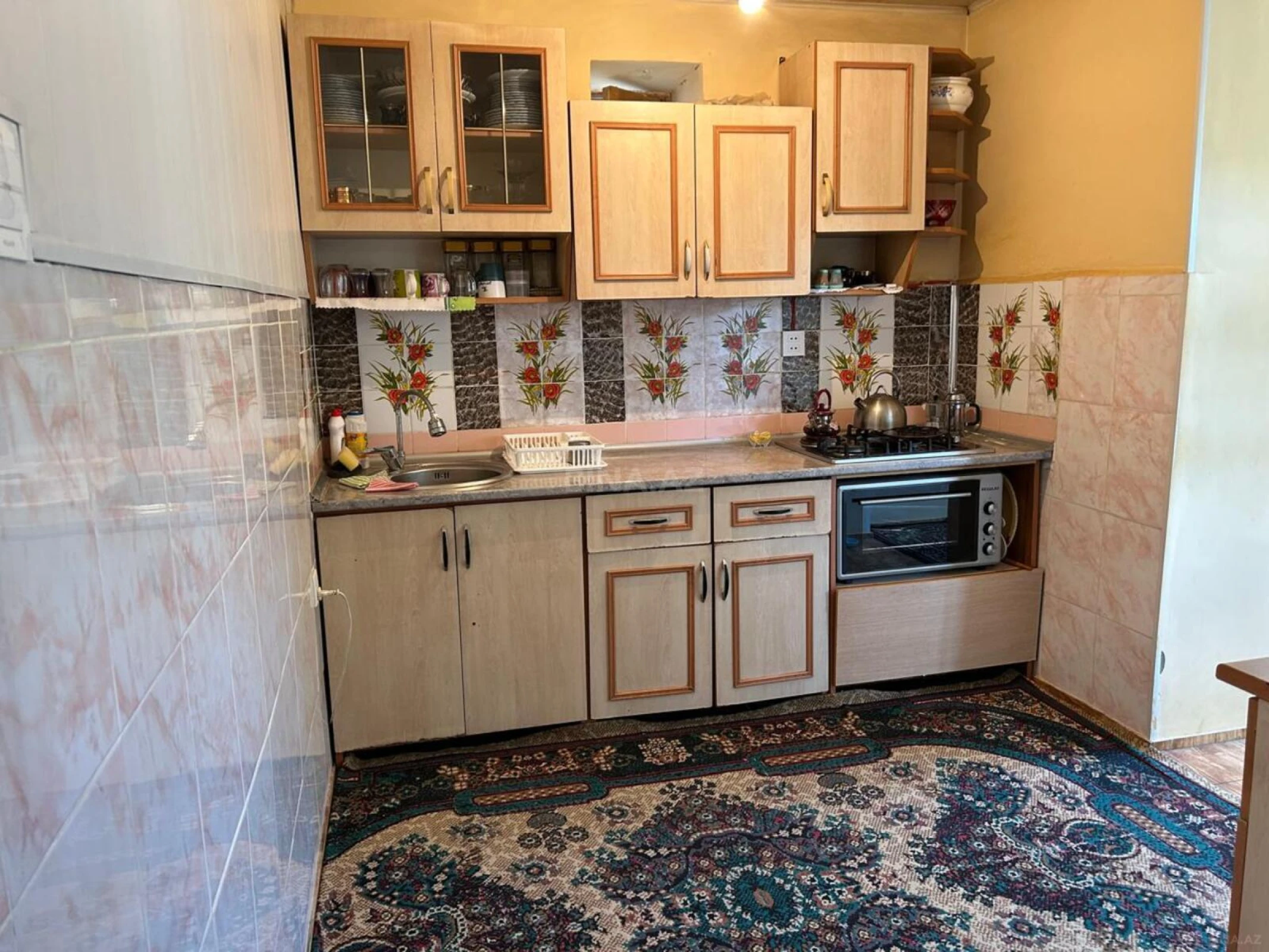 Satılır 5 otaqlı həyət evi 174 m²