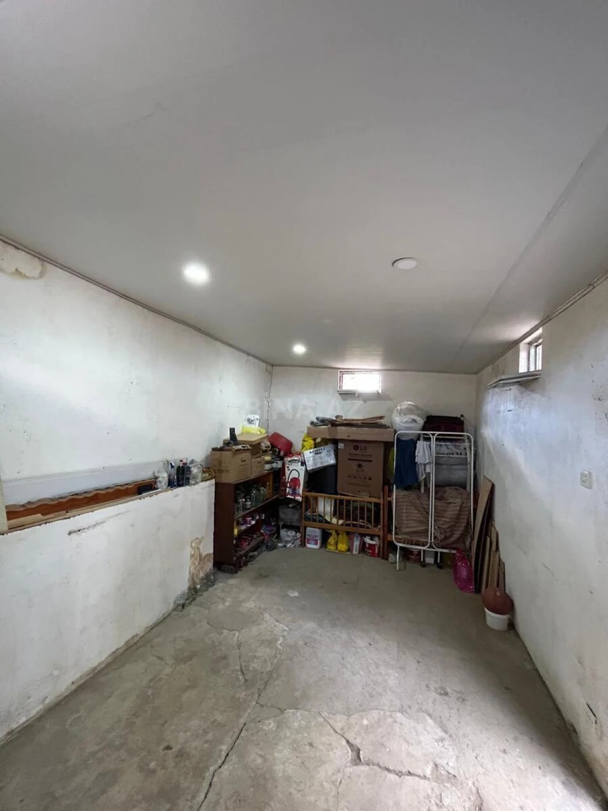 Satılır 5 otaqlı həyət evi 174 m²