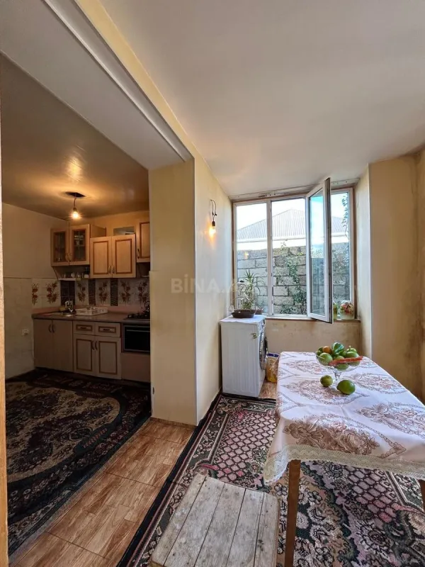 Satılır 5 otaqlı həyət evi 174 m²