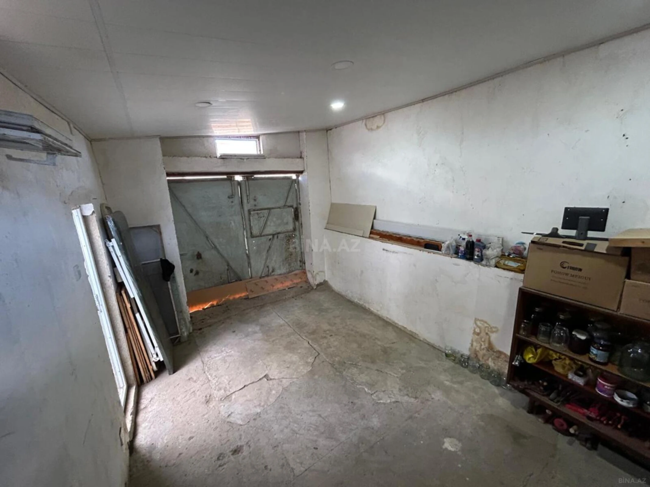 Satılır 5 otaqlı həyət evi 174 m²