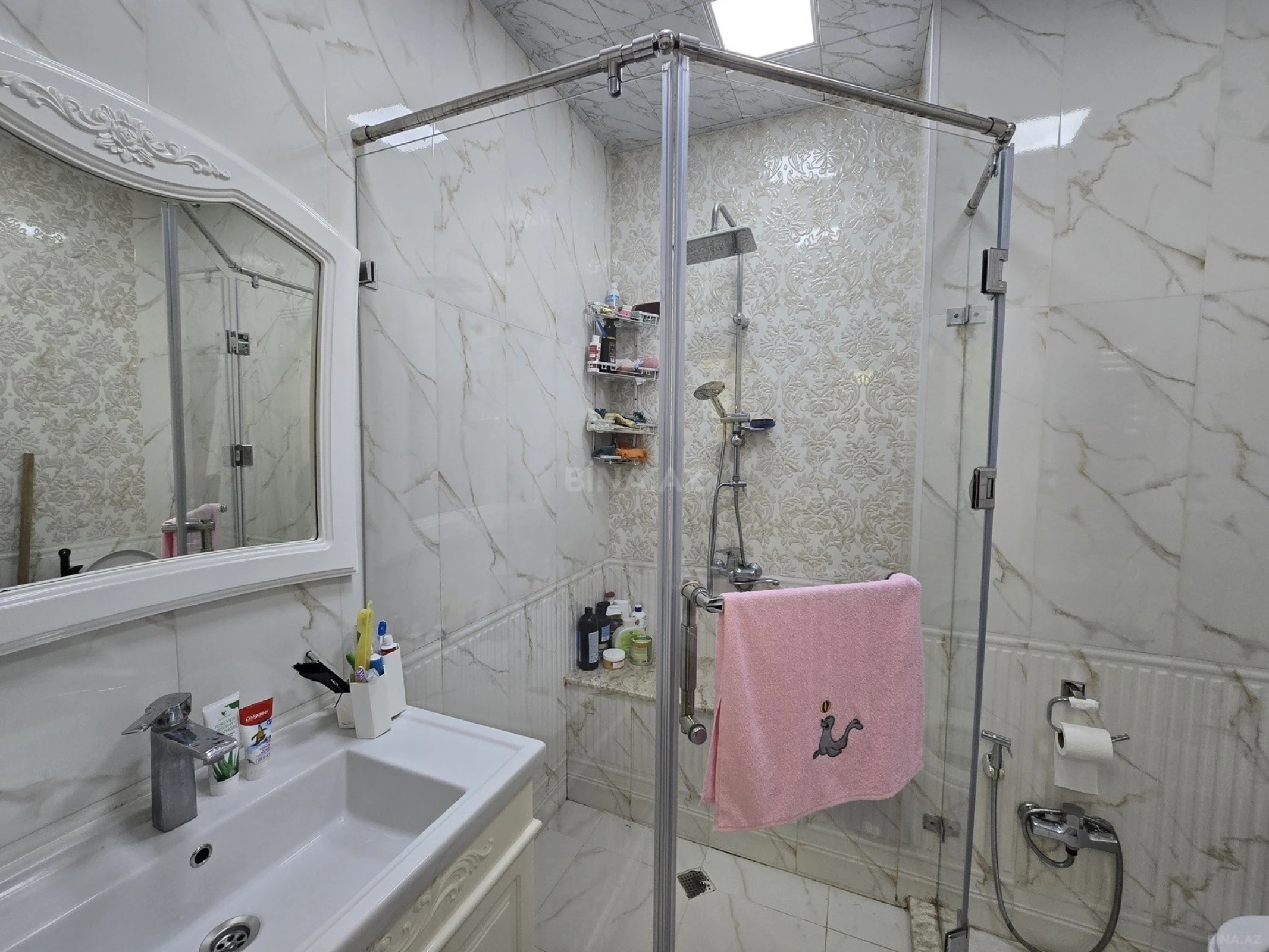 Satılır 2 otaqlı mənzil 66 m²