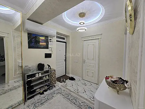 Satılır 2 otaqlı mənzil 66 m²