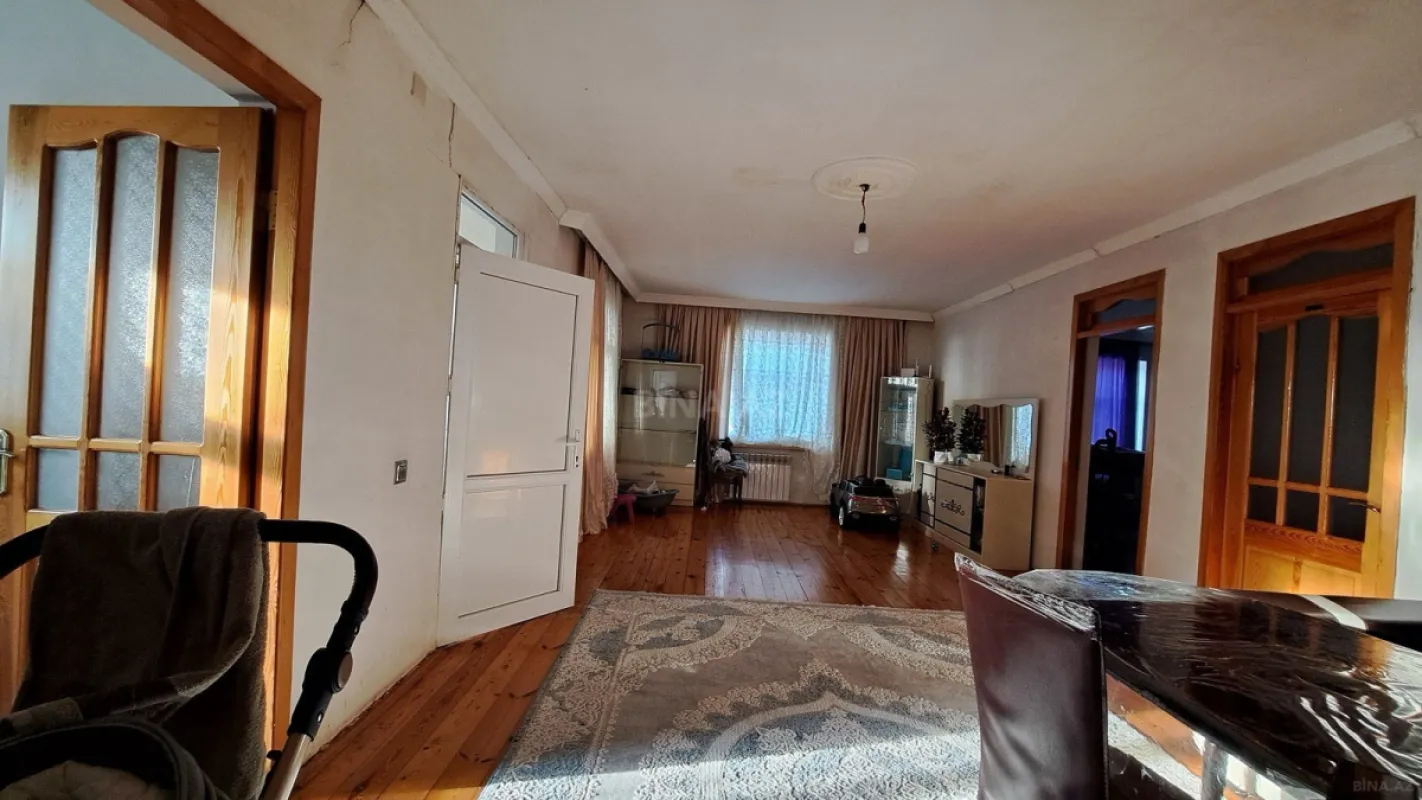 Satılır 3 otaqlı həyət evi 100 m²