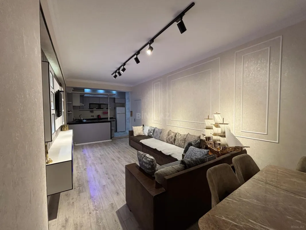 Satılır 3 otaqlı mənzil 76 m²