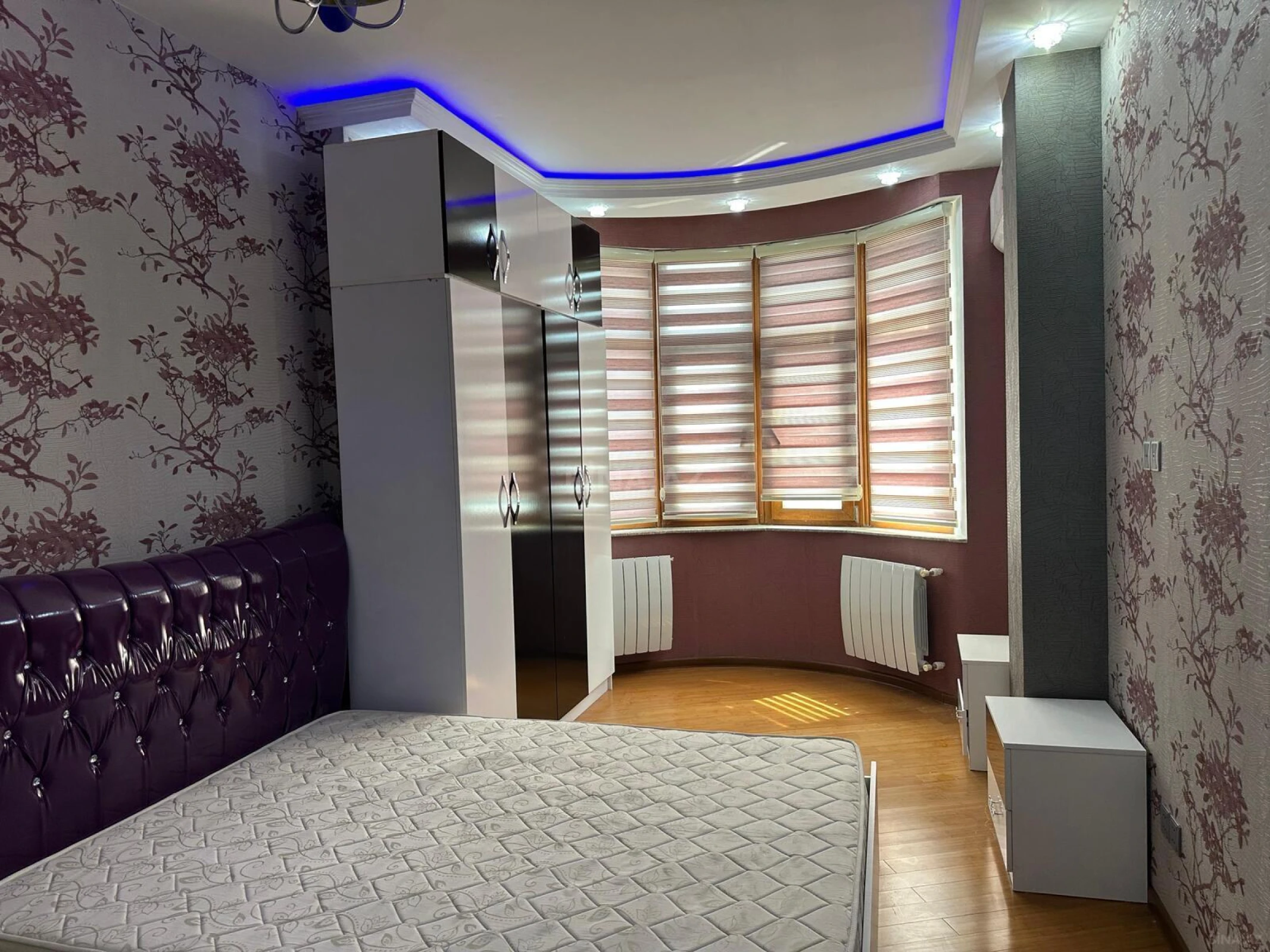 Kirayə verilir 2 otaqlı mənzil 100 m²