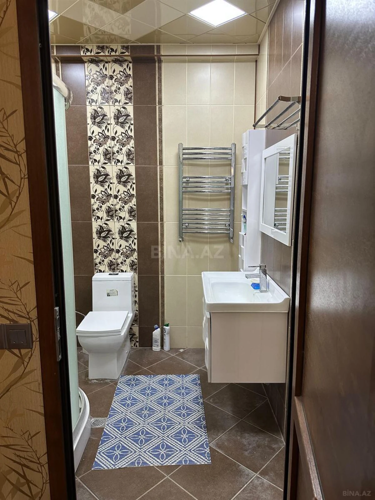 Kirayə verilir 2 otaqlı mənzil 100 m²