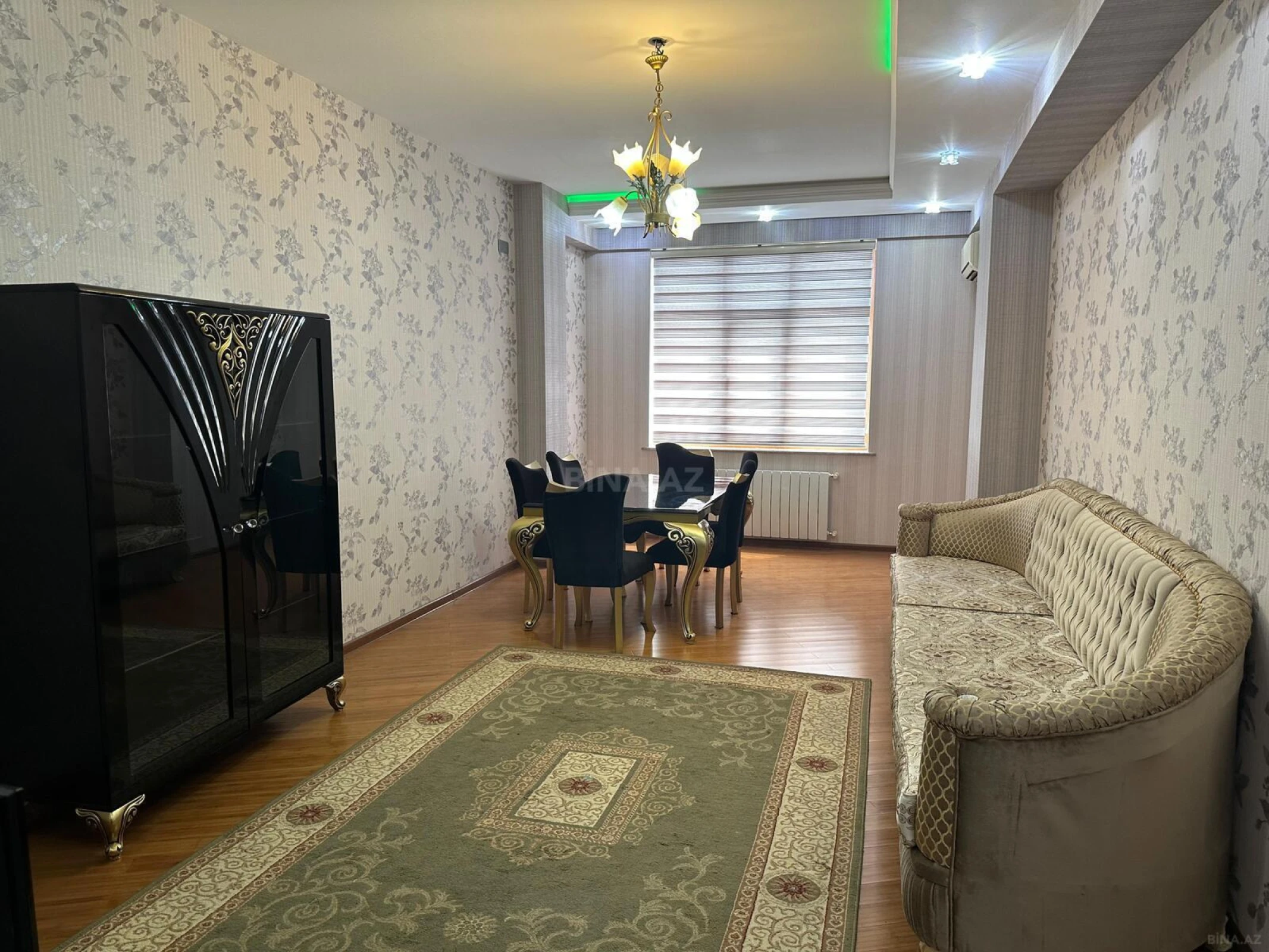 Kirayə verilir 2 otaqlı mənzil 100 m²