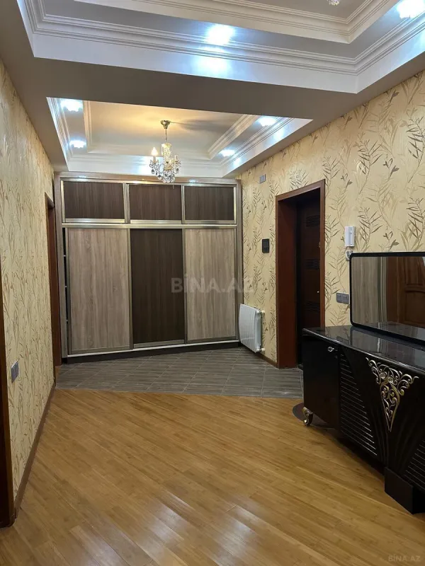 Kirayə verilir 2 otaqlı mənzil 100 m²