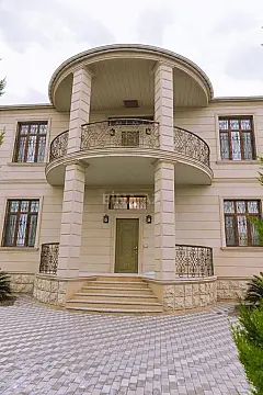 Kirayə verilir 7 otaqlı həyət evi 250 m²